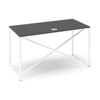 Stôl ProX 138 x 67 cm, s krytkou