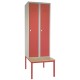 Kovová šatníková skrinka s lavičkou, 60 x 85 x 185 cm, otočný zámok - Červená - RAL 3000
