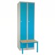 Kovová šatníková skrinka s lavičkou, 60 x 85 x 185 cm, sokel, otočný zámok - Modrá - RAL 5012